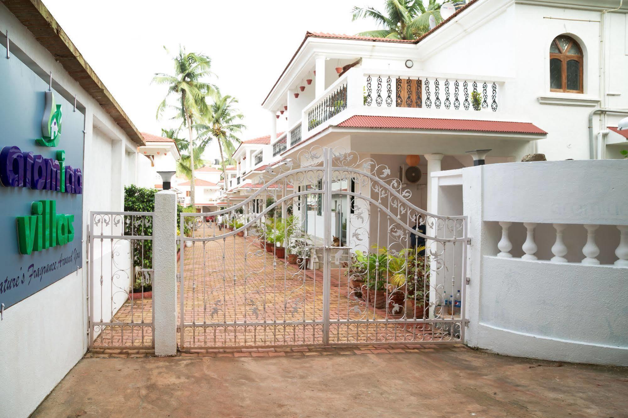 Aromiaa Villas Arpora Exterior foto
